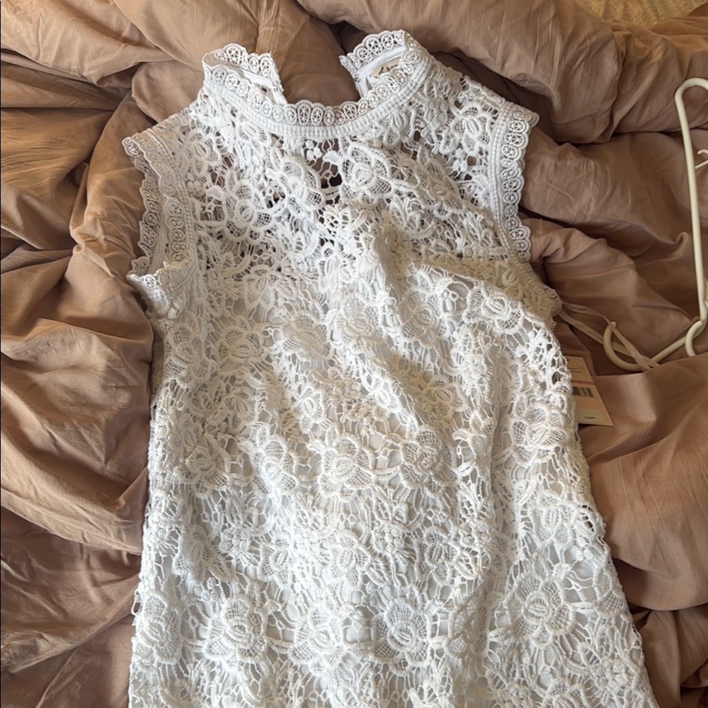 White Lace Sleeveless Top